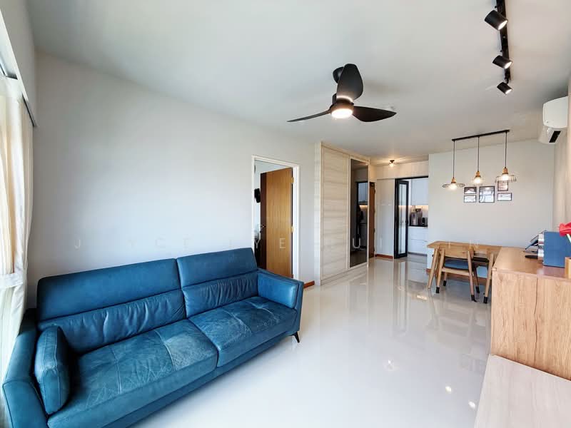 53 Strathmore Avenue HDB Flat For Sale at S$ 1,280,000 | PropertyGuru Singapore - Living Room