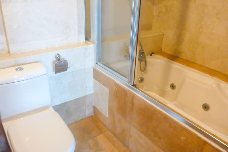 Pepys Hill Condo, 19 Pepys Road, 4 Bedrooms, 3,200 sqft, Condominium For Rent, by Jermaine Ang, 500099605 - Bathroom - PropertyGuru.com.sg