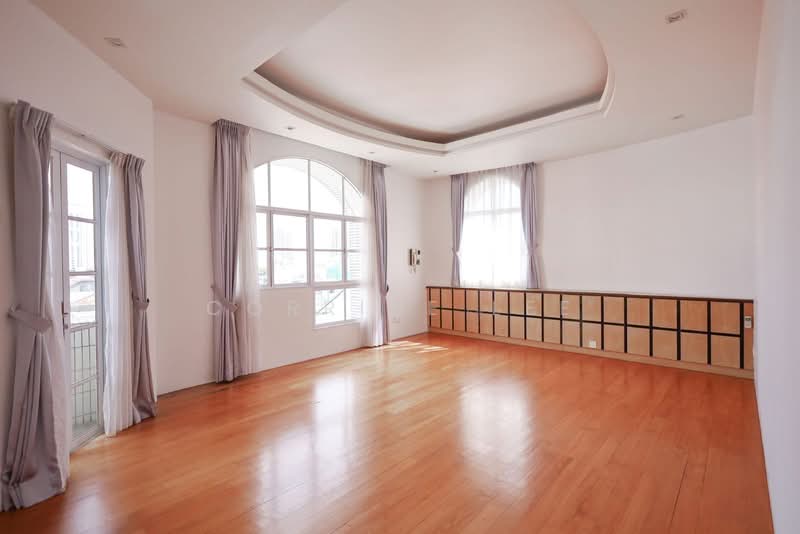 Sennett Avenue Semi-Detached House For Sale at S$ 11,000,000 | PropertyGuru Singapore - Interior