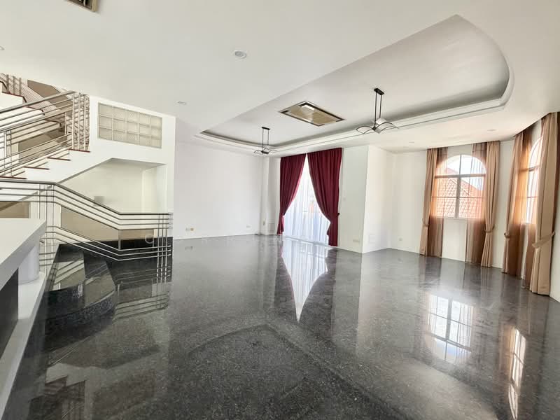 Sennett Avenue, Sennett Avenue, 6 Bedrooms, 11,200 sqft, Semi-Detached House For Sale, by Corrine Lee, 500099621 - Interior - PropertyGuru.com.sg