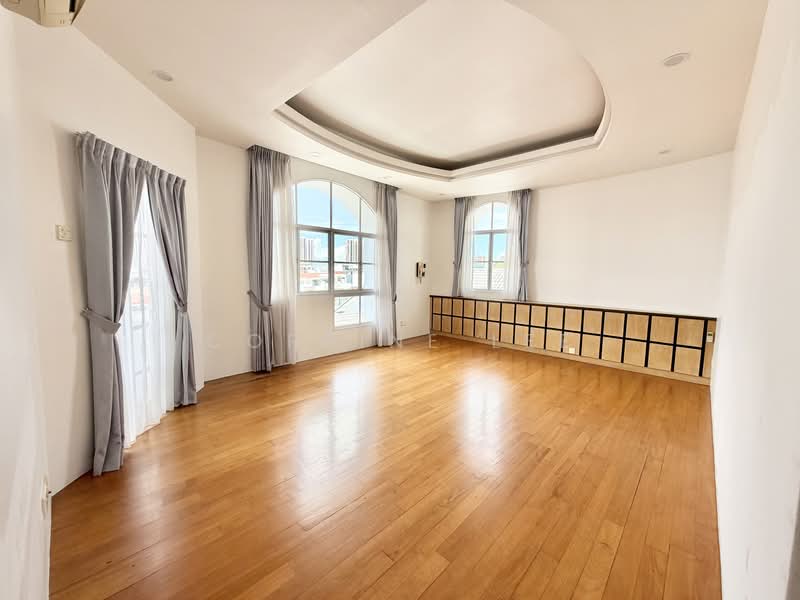 Sennett Avenue, Sennett Avenue, 6 Bedrooms, 11,200 sqft, Semi-Detached House For Sale, by Corrine Lee, 500099621 - Living Room - PropertyGuru.com.sg