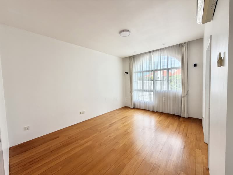 Sennett Avenue, Sennett Avenue, 6 Bedrooms, 11,200 sqft, Semi-Detached House For Sale, by Corrine Lee, 500099621 - Interior - PropertyGuru.com.sg