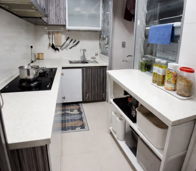 224A Sumang Lane HDB Flat For Sale at S$ 545,000 | PropertyGuru Singapore - Kitchen