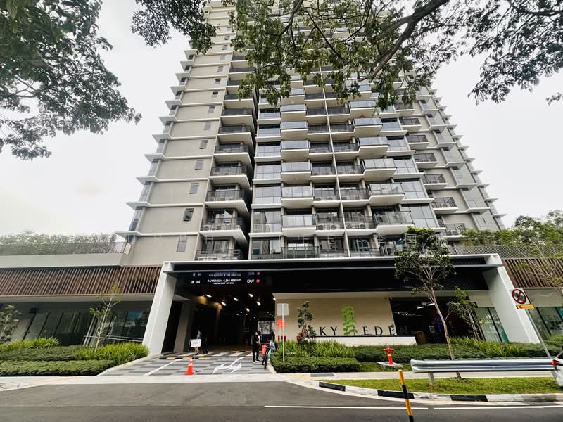 Sky Eden @ Bedok, 1 Bedok Central, 753 sqft, Food & Beverage For Sale, by Murphy Lee, 500099626 - Exterior - CommercialGuru.com.sg