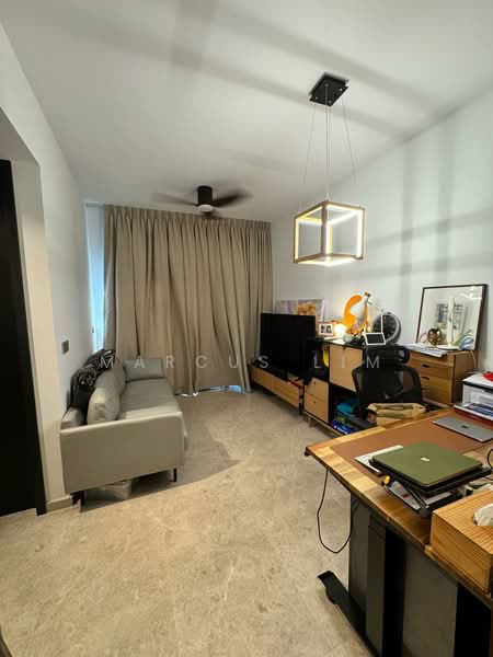 Pullman Residences, 18 Dunearn Road, 2 Bedrooms, 667 sqft, Condominium For Rent, by Marcus Lim, 500099629 - Study - PropertyGuru.com.sg