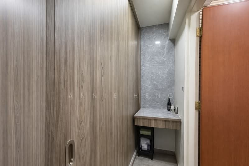 443D Bukit Batok West Avenue 8 HDB Flat For Sale at S$ 519,000 | PropertyGuru Singapore - Interior