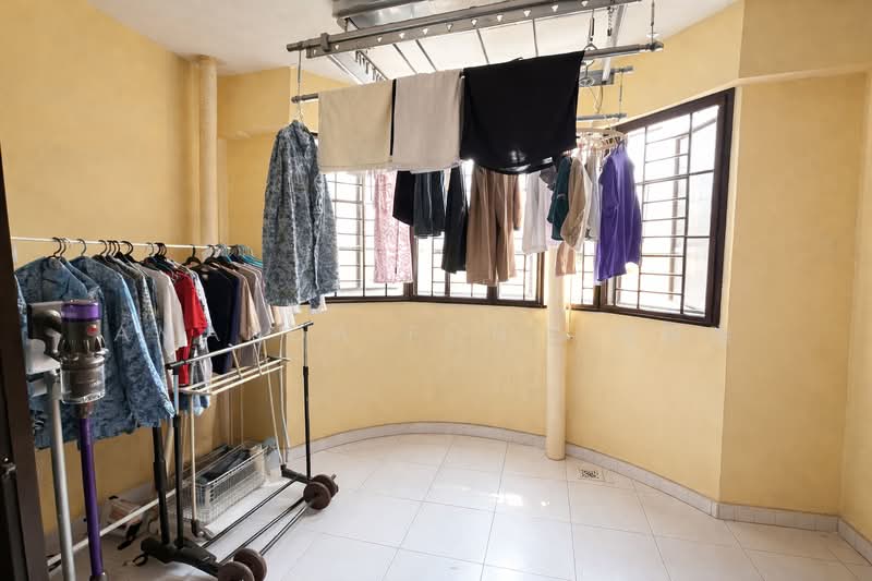 678 Choa Chu Kang Crescent HDB Flat For Sale at S$ 790,000 | PropertyGuru Singapore - Interior