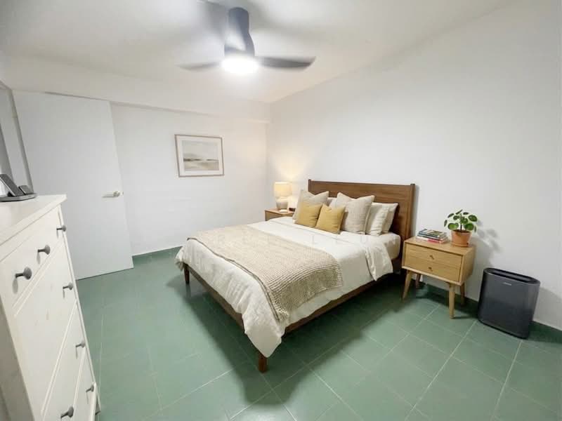 64 Kallang Bahru, 64 Kallang Bahru, 2 Bedrooms, 700 sqft, HDB Flat For Sale, by Desiree Leung, 500099643 - Bedroom - PropertyGuru.com.sg