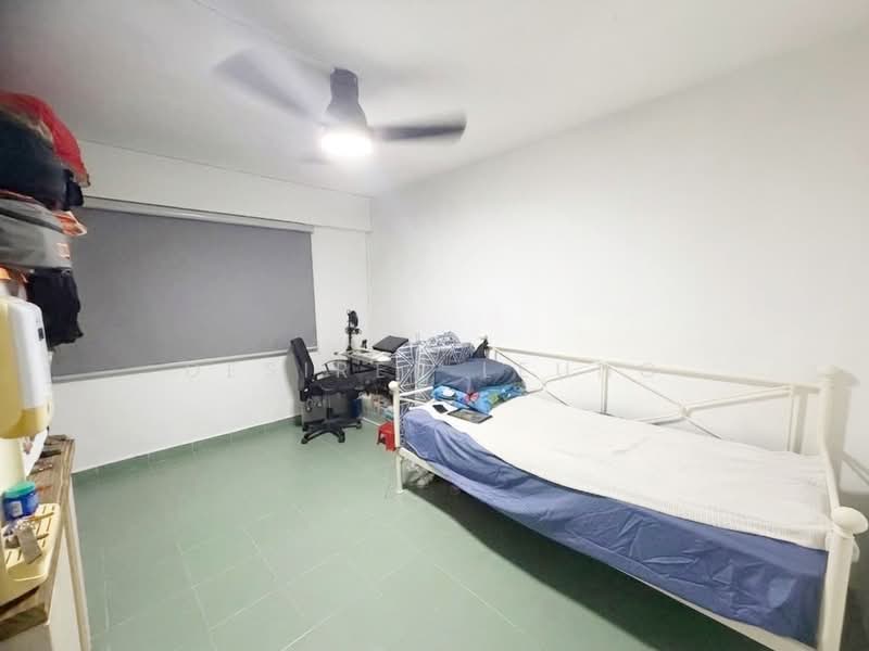 64 Kallang Bahru, 64 Kallang Bahru, 2 Bedrooms, 700 sqft, HDB Flat For Sale, by Desiree Leung, 500099643 - Bedroom - PropertyGuru.com.sg