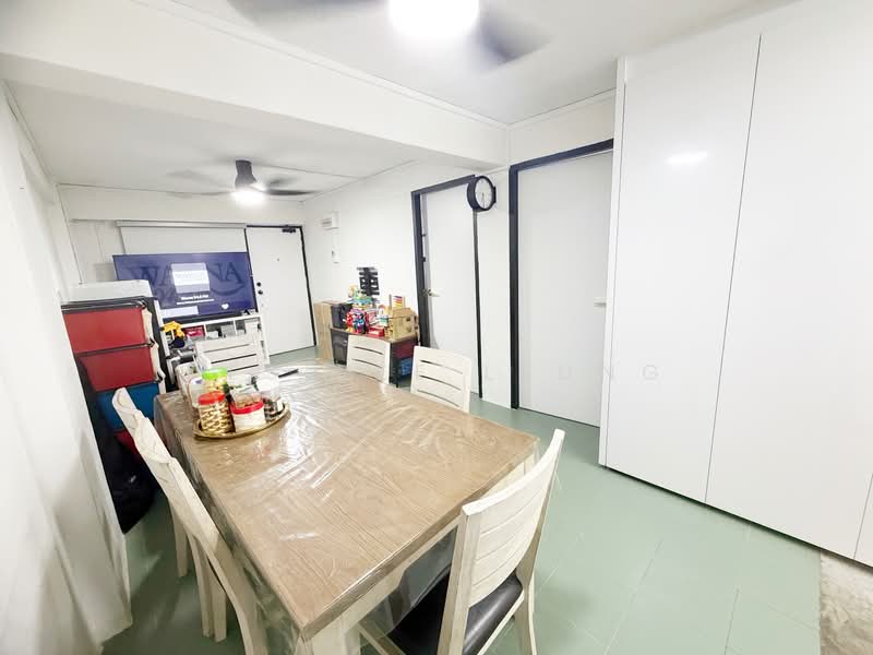 64 Kallang Bahru, 64 Kallang Bahru, 2 Bedrooms, 700 sqft, HDB Flat For Sale, by Desiree Leung, 500099643 - Dining Room - PropertyGuru.com.sg
