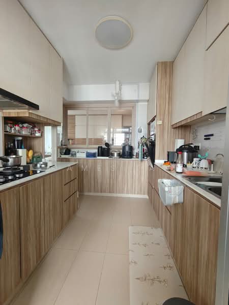 406A Northshore Drive HDB Flat For Sale at S$ 758,000 | PropertyGuru Singapore - Kitchen
