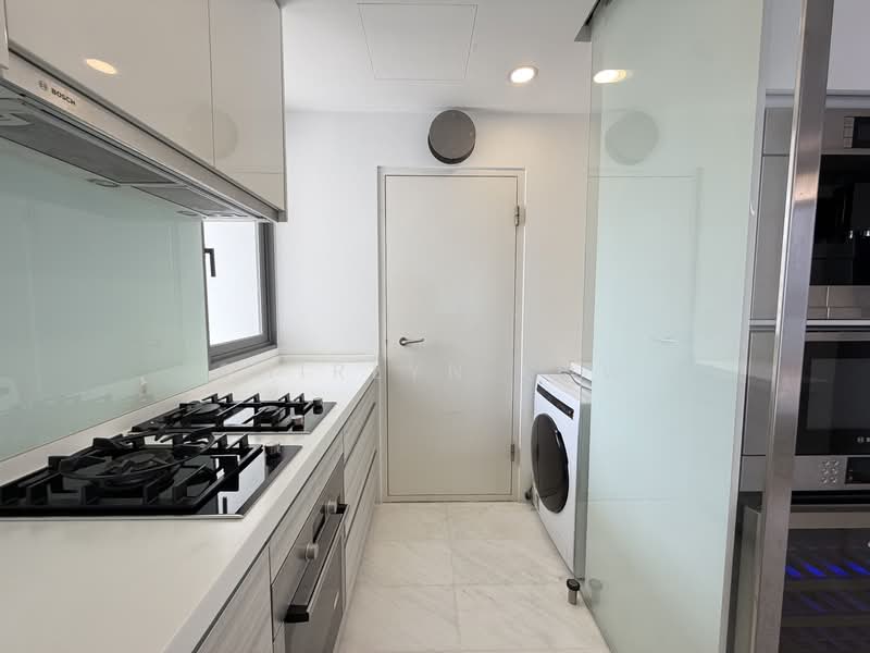 The Shore Residences Condominium For Sale at S$ 1,990,000 | PropertyGuru Singapore - Kitchen