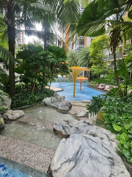 Coco Palms Condominium For Sale at S$ 1,399,000 | PropertyGuru Singapore - Pool