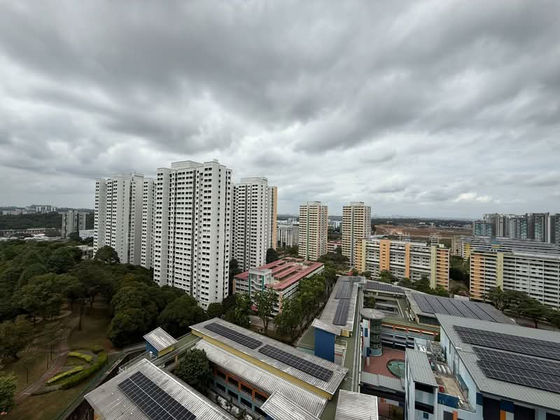 591A Ang Mo Kio Street 51 HDB Flat For Sale at S$ 800,000 | PropertyGuru Singapore - Exterior