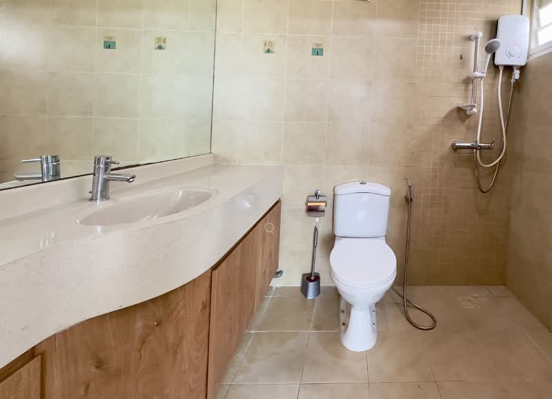 80A Telok Blangah Street 31 HDB Flat For Sale at S$ 1,050,000 | PropertyGuru Singapore - Bathroom