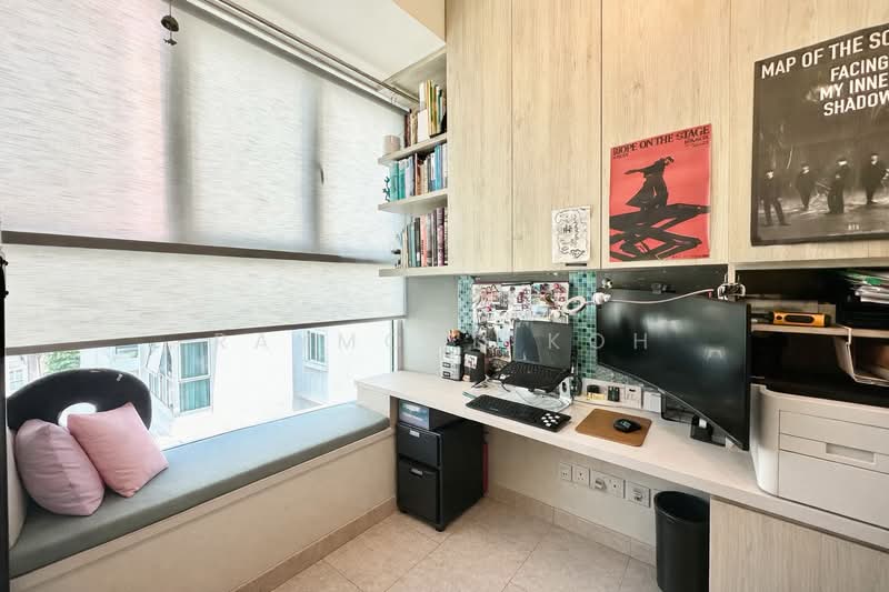 Monterey Park Condominium, 27 West Coast Rise, 3 Bedrooms, 1,367 sqft, Condominium For Sale, by Raymond Koh, 500099707 - Study - PropertyGuru.com.sg