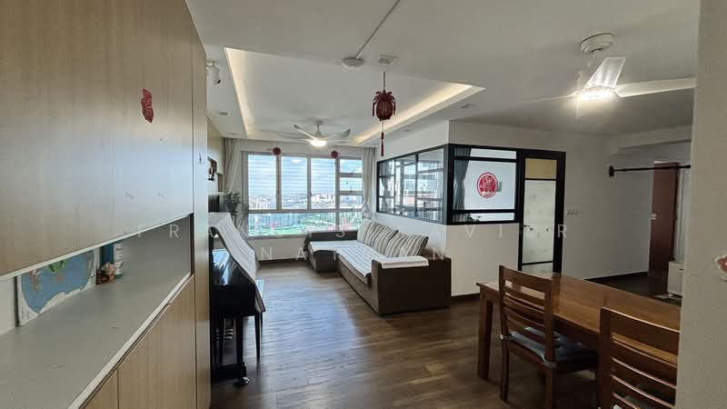 312A Clementi Avenue 4 HDB Flat For Sale at S$ 1,390,000 | PropertyGuru Singapore - Living Room