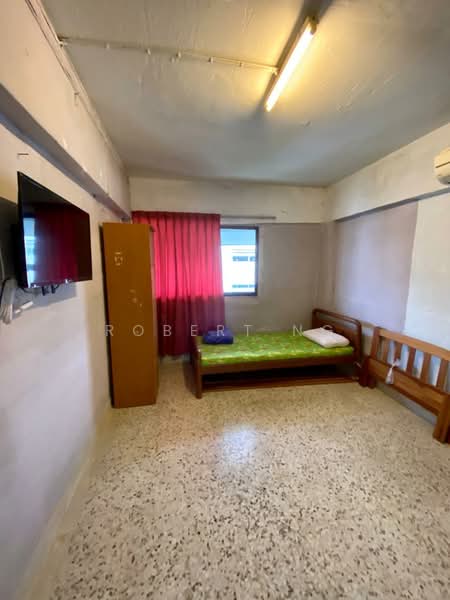 39 Bedok South Road HDB Flat For Sale at S$ 480,000 | PropertyGuru Singapore - Bedroom