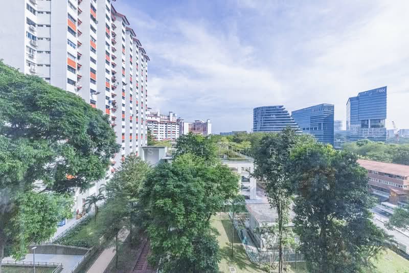13 Holland Drive HDB Flat For Sale at S$ 525,000 | PropertyGuru Singapore - Exterior
