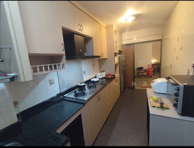 395 Bukit Batok West Avenue 5, 395 Bukit Batok West Avenue 5, Room Rental, 323 sqft, HDB Flat For Rent, by Christo Lim 林泳汐, 500099717 - PropertyGuru.com.sg