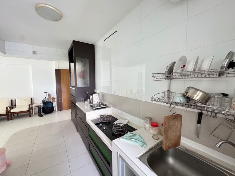 8A Upper Boon Keng Road, 8A Upper Boon Keng Road, 3 Bedrooms, 1,055 sqft, HDB Flat For Rent, by Debbie Hoon, 500099730 - Kitchen - PropertyGuru.com.sg