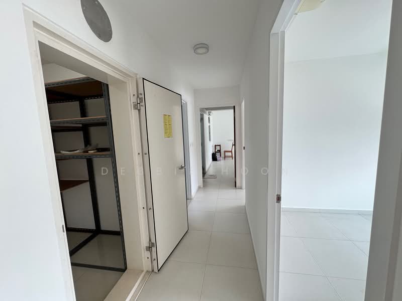 8A Upper Boon Keng Road, 8A Upper Boon Keng Road, 3 Bedrooms, 1,055 sqft, HDB Flat For Rent, by Debbie Hoon, 500099730 - Corridor - PropertyGuru.com.sg