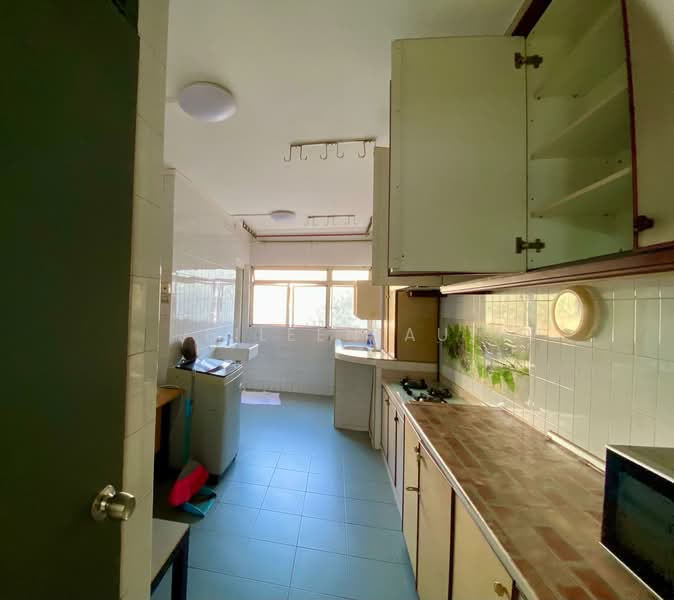 878 Yishun Street 81, 878 Yishun Street 81, 2 Bedrooms, 700 sqft, HDB Flat For Rent, by Eileen Au, 500099737 - Kitchen - PropertyGuru.com.sg
