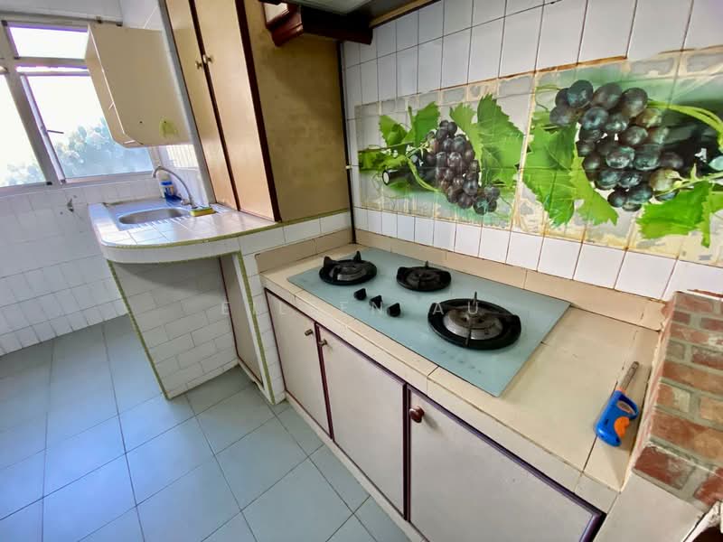 878 Yishun Street 81, 878 Yishun Street 81, 2 Bedrooms, 700 sqft, HDB Flat For Rent, by Eileen Au, 500099737 - Kitchen - PropertyGuru.com.sg