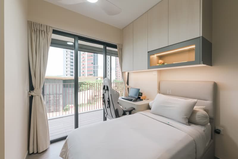 Riverfront Residences Condominium For Sale at S$ 2,150,000 | PropertyGuru Singapore - Bedroom
