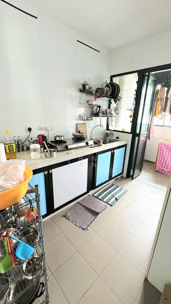 506B Yishun Avenue 4, 506B Yishun Avenue 4, 2 Bedrooms, 700 sqft, HDB Flat For Rent, by Jenny Tan, 500099746 - Kitchen - PropertyGuru.com.sg