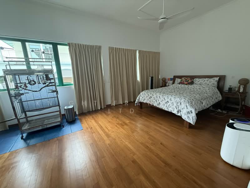 Beechwood Grove, , 6 Bedrooms, 7,500 sqft, Detached House For Sale, by Clarice Lau, 500099777 - Bedroom - PropertyGuru.com.sg