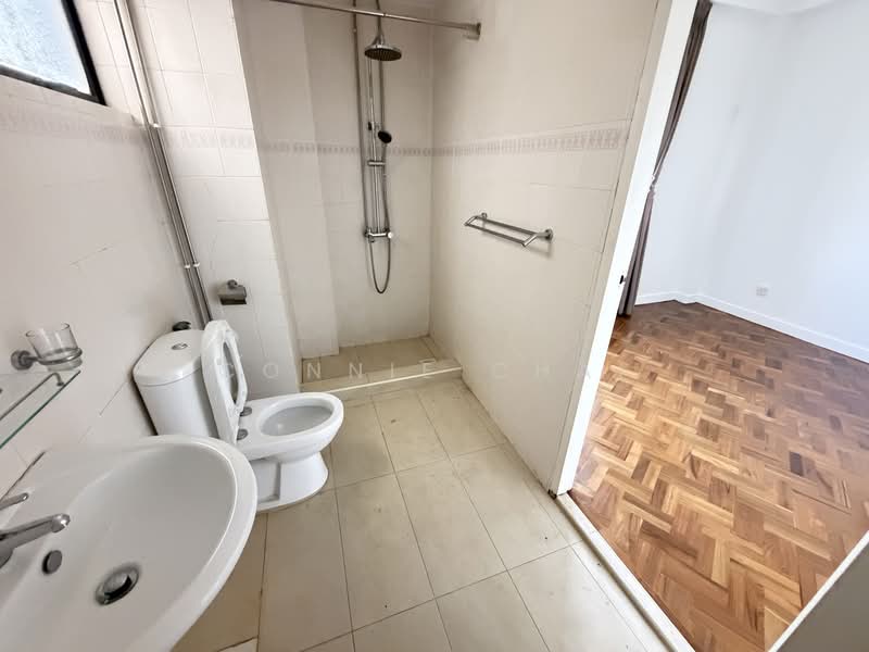 Bayshore Park, 50 Bayshore Road, 3 Bedrooms, 1,292 sqft, Condominium For Sale, by Connie Chai, 500099782 - Bathroom - PropertyGuru.com.sg