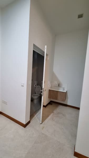 The Seawind @ Telok Kurau, Lorong M Telok Kurau, 4 Bedrooms, 3,348 sqft, Condominium For Rent, by Susan Ong, 500099786 - Basement Bathroom - PropertyGuru.com.sg