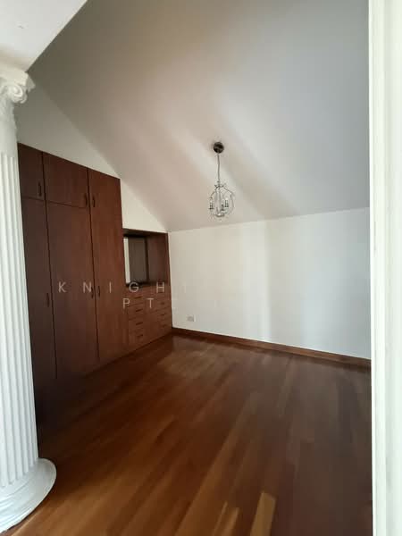 Woodgrove Avenue, , 6 Bedrooms, 7,000 sqft, Detached House For Sale, by Clarice Lau, 500099826 - Walk in Wadrobe - PropertyGuru.com.sg
