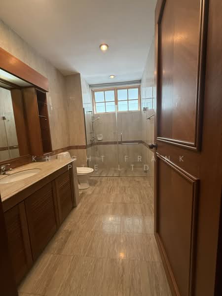 Woodgrove Avenue, , 6 Bedrooms, 7,000 sqft, Detached House For Sale, by Clarice Lau, 500099826 - Bathroom - PropertyGuru.com.sg
