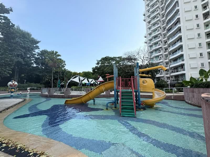 Cote D'Azur Condominium For Sale at S$ 1,800,000 | PropertyGuru Singapore - Exterior