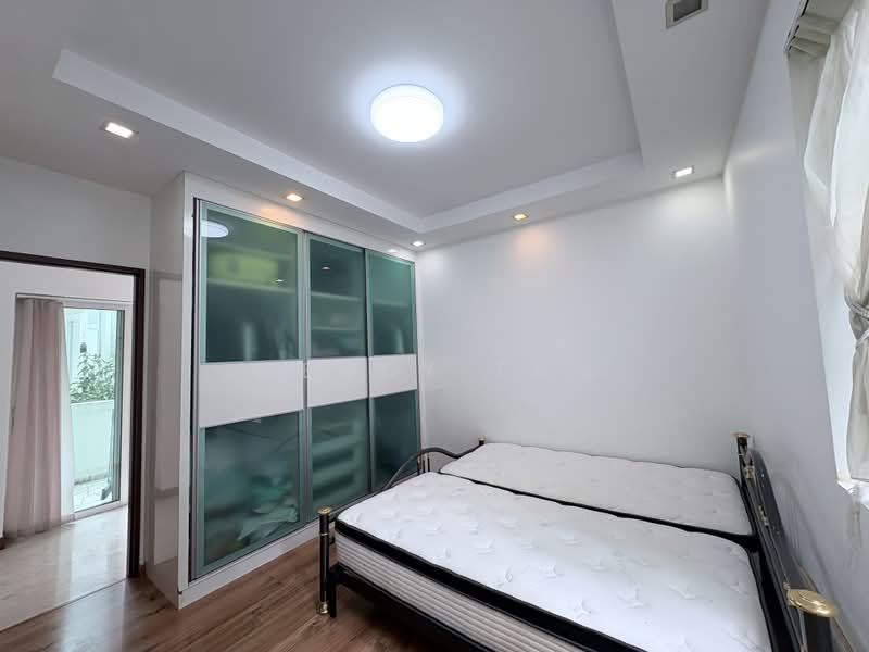 Cote D'Azur, 62 Marine Parade Road, 1 Bedroom, 990 sqft, Condominium For Sale, by Wendy Tan, 500099842 - Bedroom - PropertyGuru.com.sg