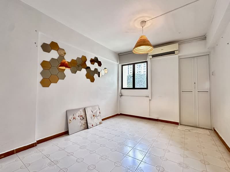 148 Silat Avenue, 148 Silat Avenue, 2 Bedrooms, 721 sqft, HDB Flat For Sale, by Tham Mei See, 500099849 - Interior - PropertyGuru.com.sg