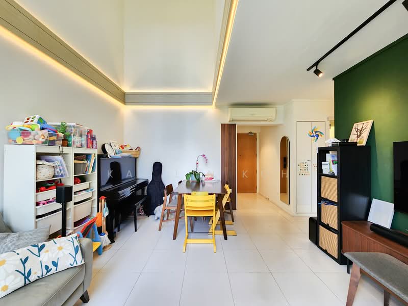 90 Dawson Road HDB Flat For Sale at S$ 1,180,000 | PropertyGuru Singapore - Living room / Dining room