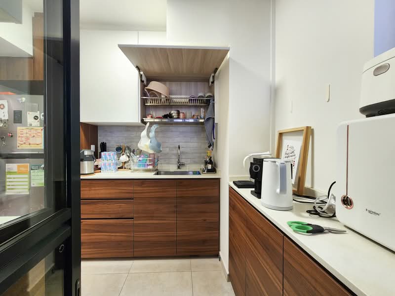 90 Dawson Road HDB Flat For Sale at S$ 1,180,000 | PropertyGuru Singapore - Kitchen