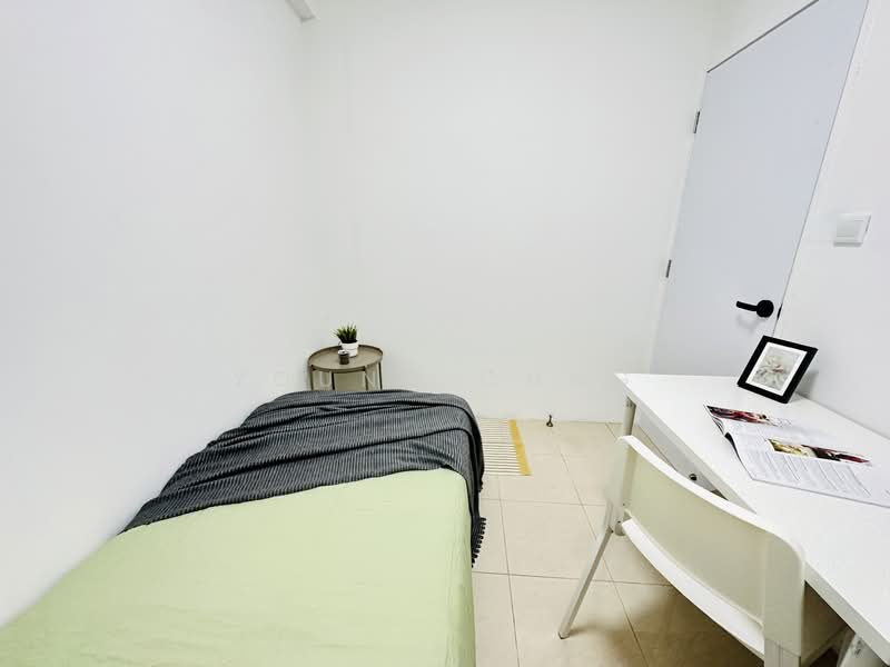 Blue Horizon, 27 West Coast Crescent, Room Rental, 90 sqft, Condominium For Rent, by Young Chng, 500099861 - Bedroom - PropertyGuru.com.sg