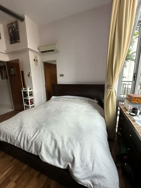 Rare Patio Loft Near Boon Keng | High Ceiling | Renovated, , 3 Bedrooms, 1,410 sqft, Condominium For Sale, by Charlotte Neo, 500099866 - Master Bedroom - PropertyGuru.com.sg