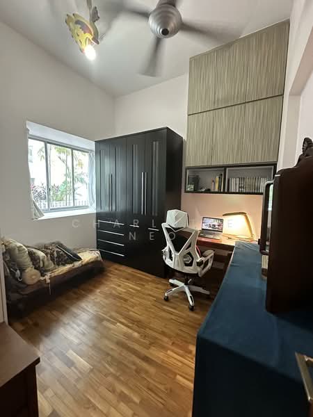 Rare Patio Loft Near Boon Keng | High Ceiling | Renovated, , 3 Bedrooms, 1,410 sqft, Condominium For Sale, by Charlotte Neo, 500099866 - Bedroom 2/Study - PropertyGuru.com.sg