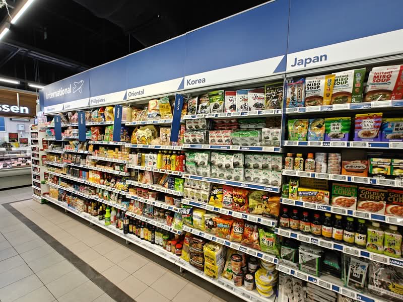 Lloyd Mansion, 3 Lloyd Road, Room Rental, 180 sqft, Apartment For Rent, by Philip Tan, 500099871 - PropertyGuru.com.sg