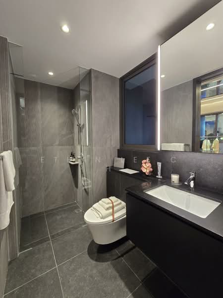 The Collective At One Sophia Condominium For Sale at S$ 2,143,000 | PropertyGuru Singapore - Common Bathroom