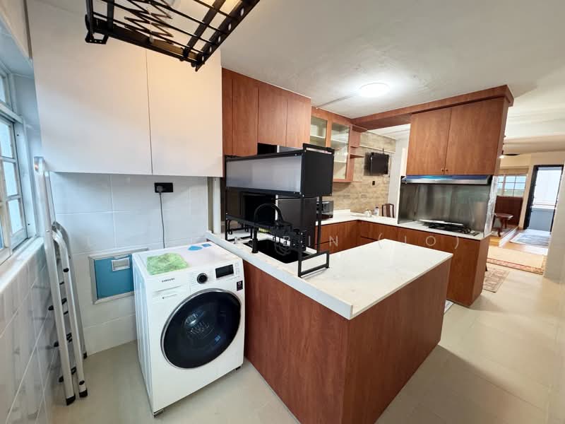 736 Yishun Street 72, 736 Yishun Street 72, 2 Bedrooms, 721 sqft, HDB Flat For Rent, by Loo Jia Bin (Jo), 500099876 - Kitchen - PropertyGuru.com.sg