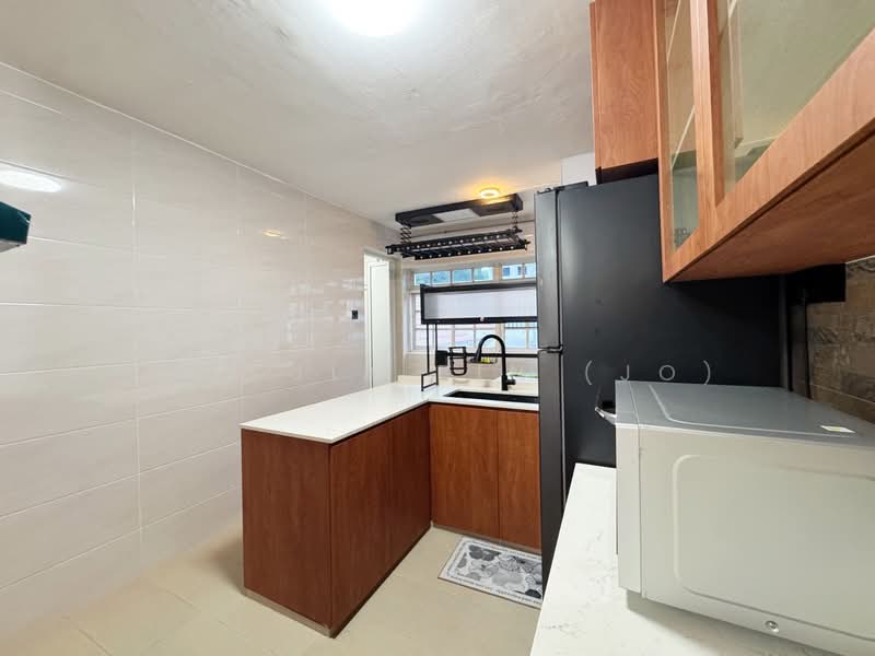 736 Yishun Street 72, 736 Yishun Street 72, 2 Bedrooms, 721 sqft, HDB Flat For Rent, by Loo Jia Bin (Jo), 500099876 - Kitchen - PropertyGuru.com.sg