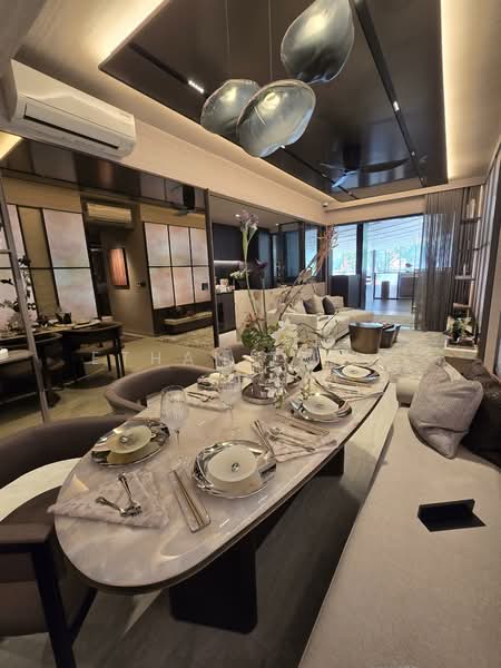 The Collective At One Sophia Condominium For Sale at S$ 3,528,000 | PropertyGuru Singapore - Dining Room