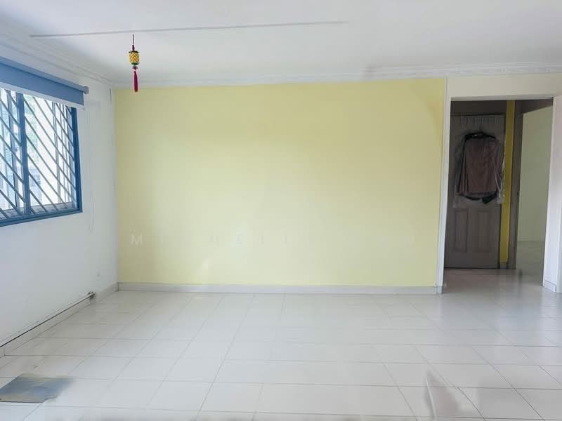 112 Bishan Street 12 HDB Flat For Sale at S$ 760,000 | PropertyGuru Singapore - Living Room