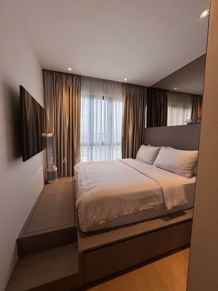 Midwood Condominium For Sale at S$ 2,598,000 | PropertyGuru Singapore - Bedroom